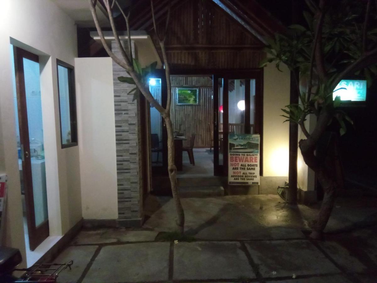 Mesari Homestay & Warung Амед Екстер'єр фото