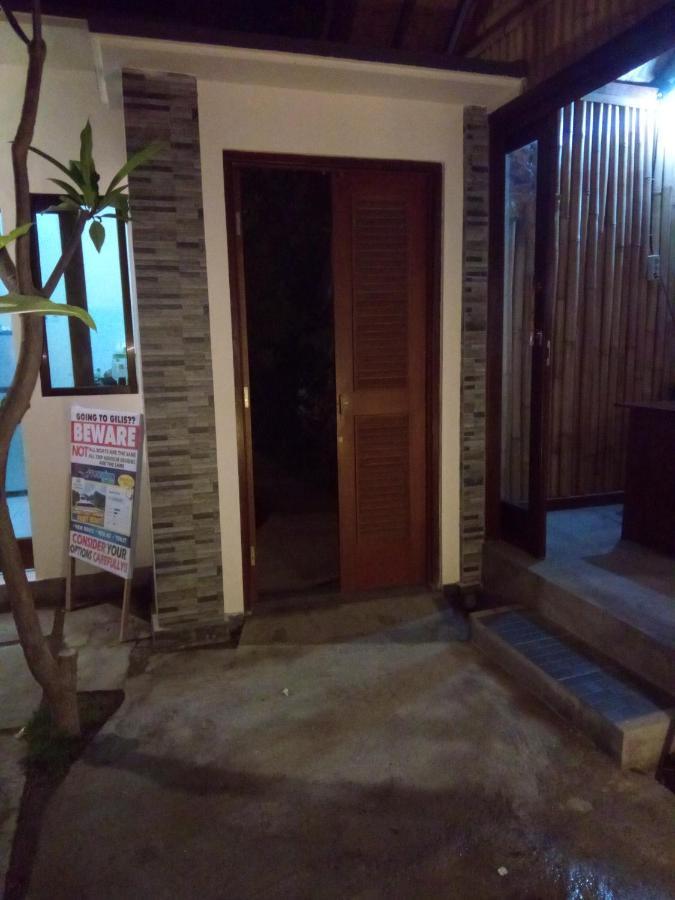 Mesari Homestay & Warung Амед Екстер'єр фото