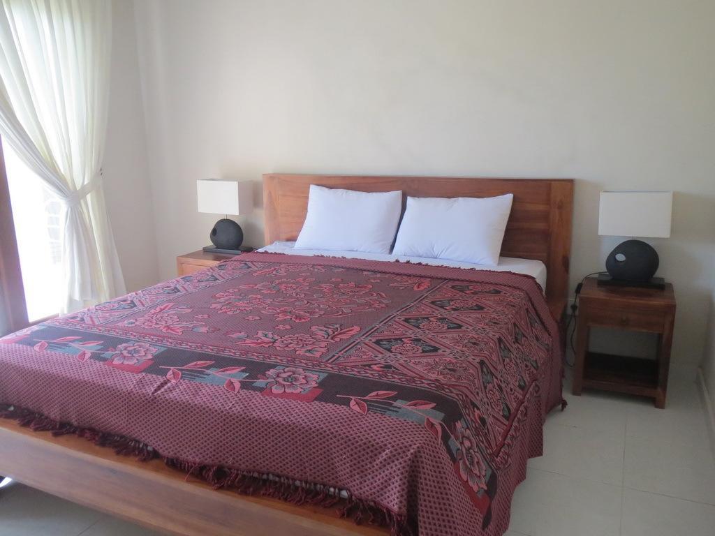 Mesari Homestay & Warung Амед Номер фото